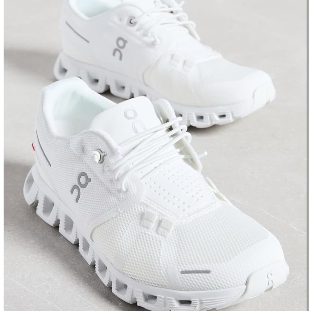 On Running Cloud 6 unique color, White / White athletic Sneakers ☠️Original box - Picture 4 of 12